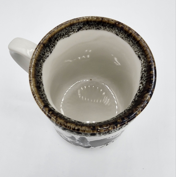 Vintage Montana Souvenir Embossed Mug - Picture 6 of 7